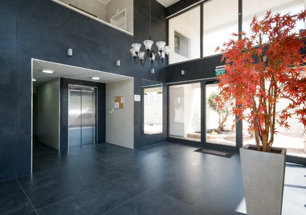 Balfour Sea View City Center Nahariya Exterior photo